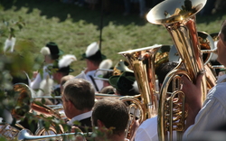 Standkonzert der Oktoberfest-Kapellen zu Füßen der Bavaria