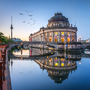 Museumsinsel mit Bode Museum und Fernsehturm in Berlin