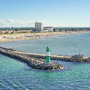 Warnemünde mit Mole und Strand