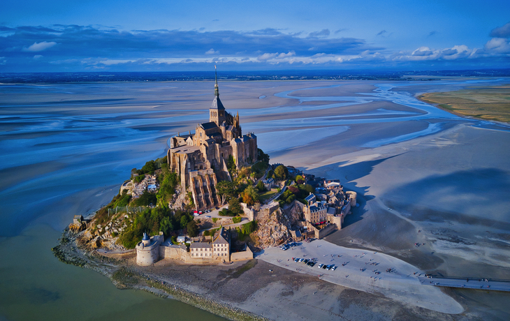 Draufsicht auf die Bucht von Mont Saint Michel in der Normandie