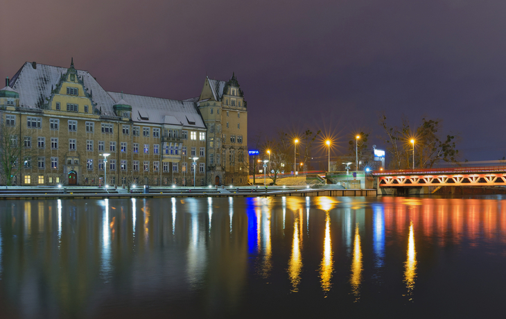 winterliches Stettin bei Nacht